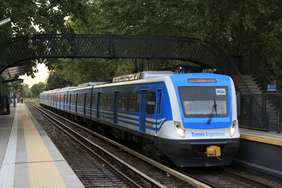 El Tren Mitre funcionará hasta más tarde y con recorridos especiales por Lollapalooza.