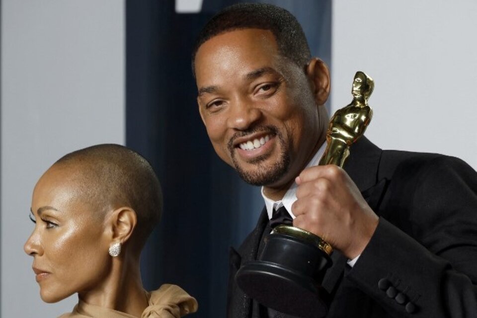 Will Smith festeja su Oscar junto a Jada Pinkett. (Fuente: AFP)