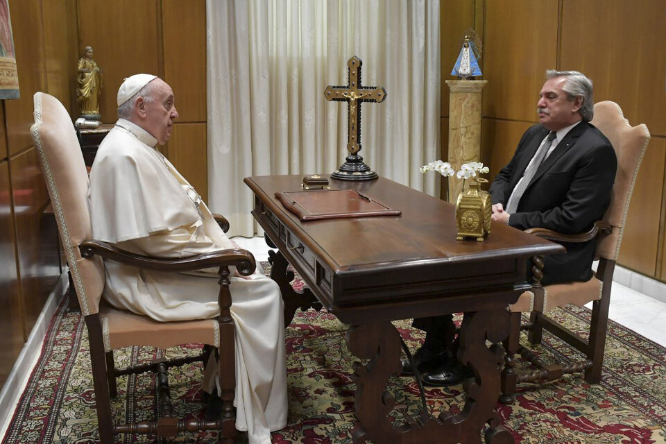 Alberto Fernández y el Papa, frente a frente