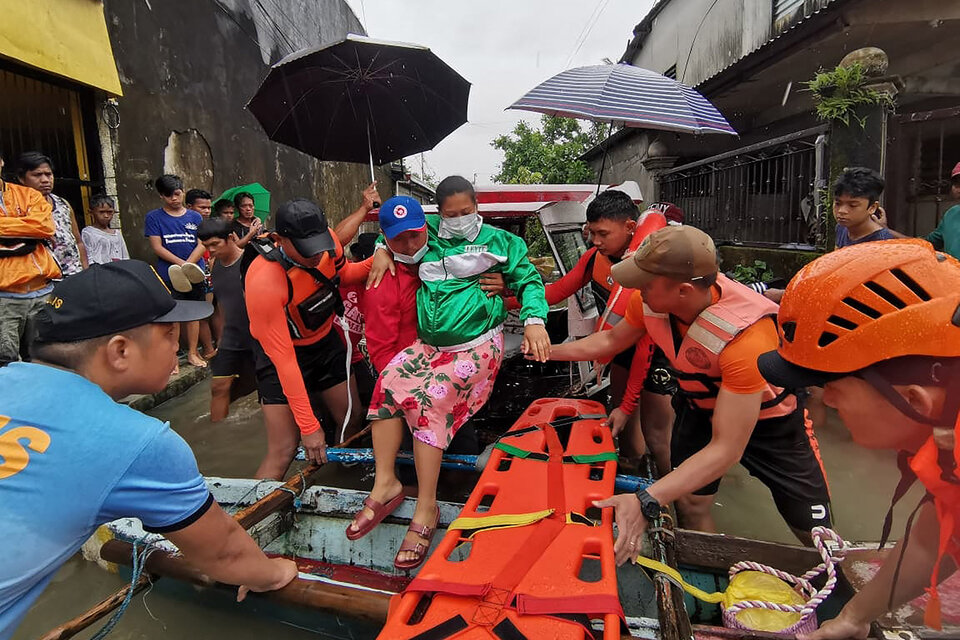 La provincia de Leyte, en el centro de Filipinas, resultó la más afectada. (Fuente: AFP)