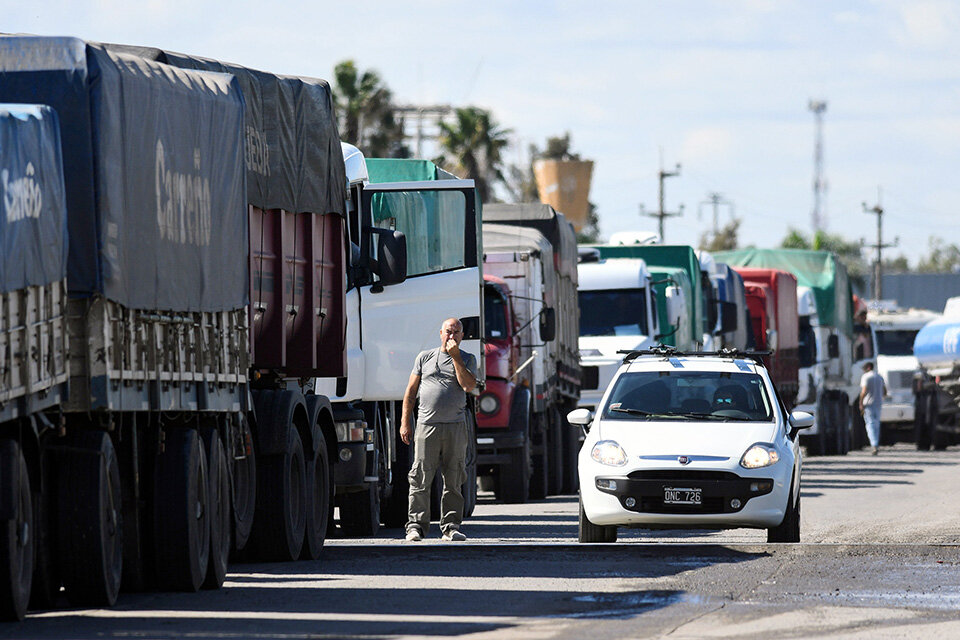 Durante cuatro días los dueños de camiones paralizaron el transporte. (Fuente: Sebastián Granata)