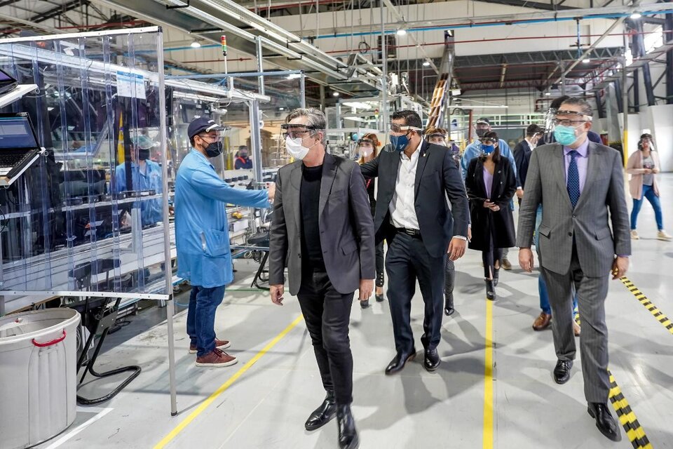 El ministro Kulfas durante una de sus últimas visitas a una planta industrial en Tierra del Fuego. 
