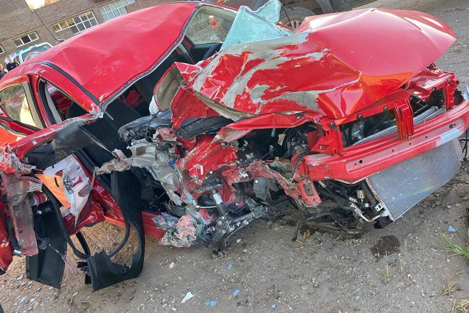La Pampa: robó un auto de una concesionaria y lo chocó a las cinco cuadras