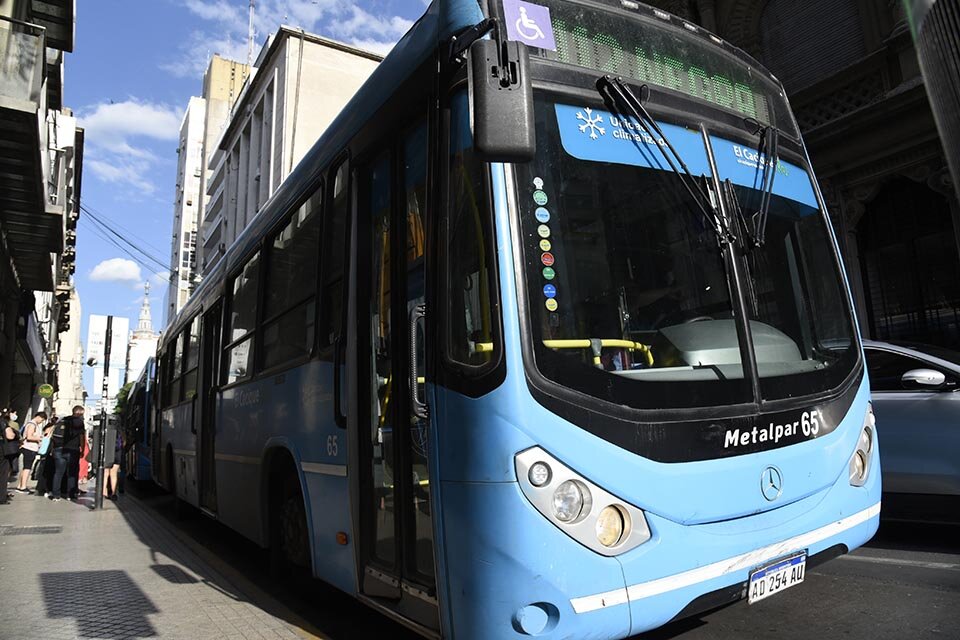 El Cacique explota nueva líneas del transporte urbano de Rosario (Fuente: Andres Macera)
