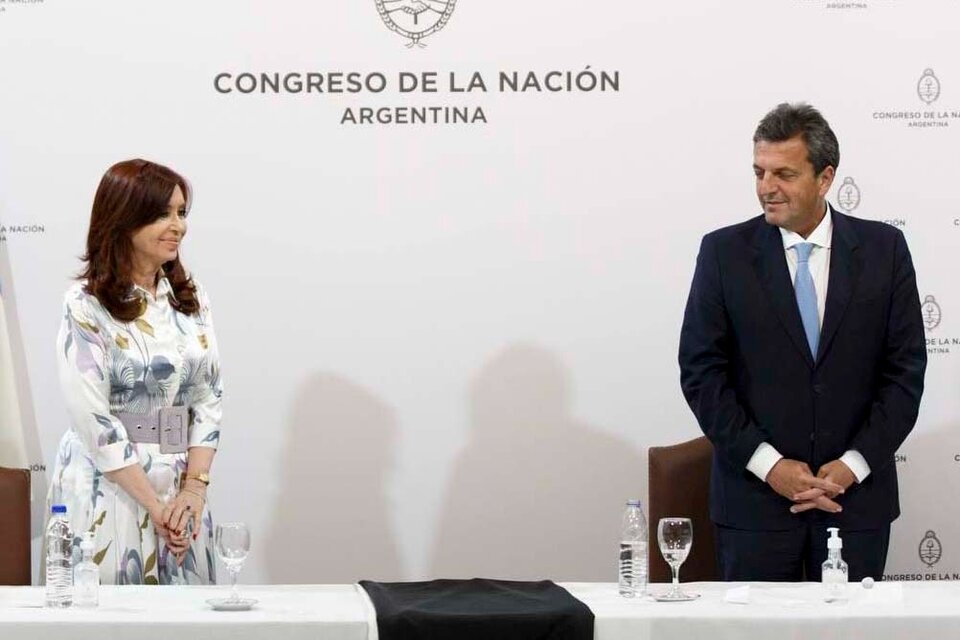 Vicepresidenta Cristina Kirchner y titular de la Cámara de Diputados Sergio Massa. (Fuente: NA)