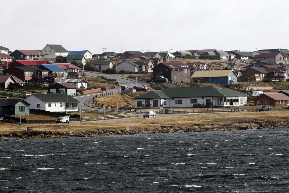 El Gobierno sancionó a una empresa petrolera que opera ilegalmente cerca de las Islas Malvinas (Fuente: EFE)