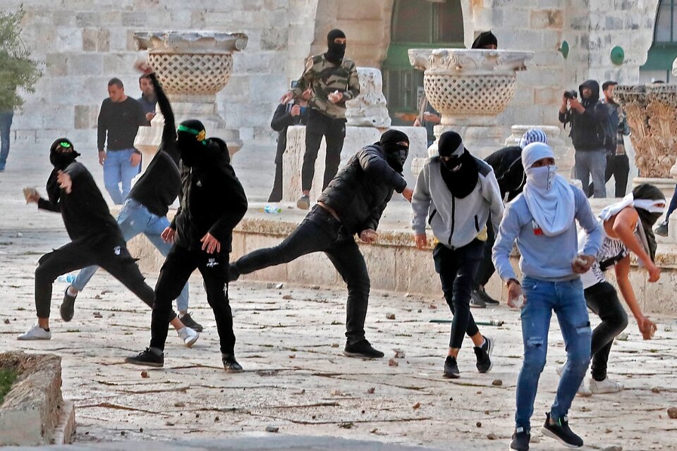 Otro viernes de enfrentamientos en Jerusalén (Fuente: AFP)