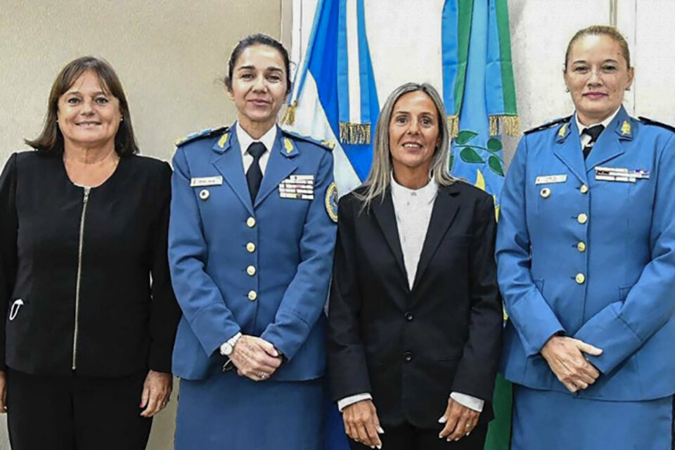 Cuatro mujeres en la Plana Mayor del Servicio Penitenciario Bonaerense