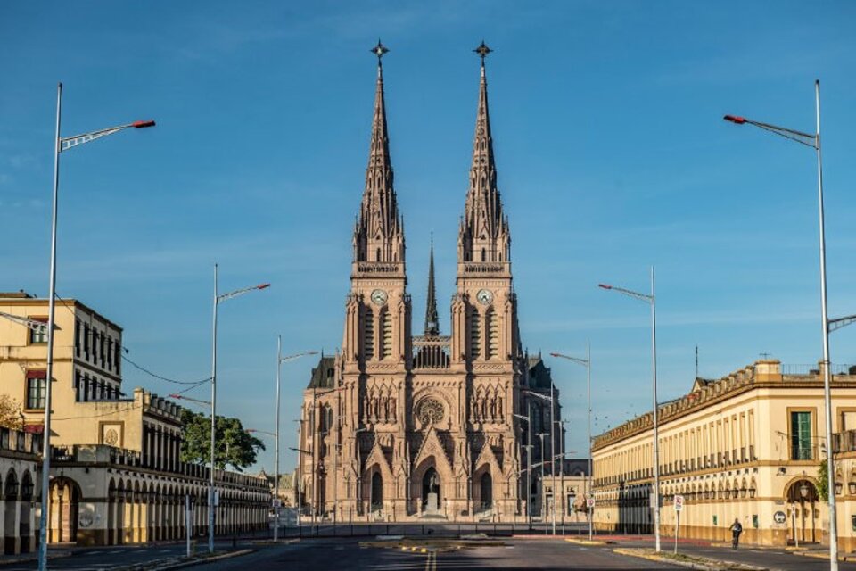 La Basílicade Luján está situada a unos 70 km al oeste de la Ciudad Autónoma de Buenos Aires. (Foto: Santuario de Luján)