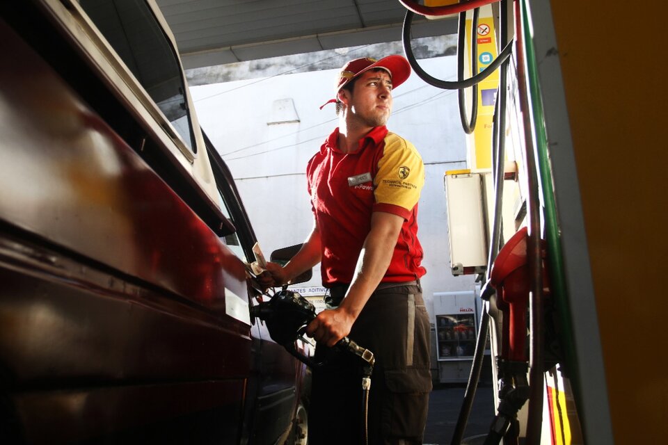 Shell y Axion aumentaron sus precios hasta un 12 por ciento (Fuente: Leandro Teysseire)