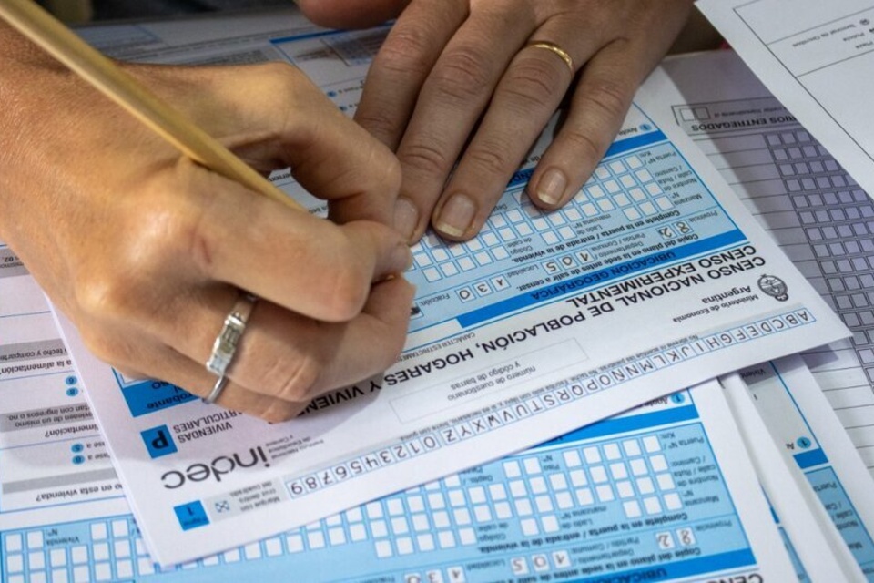 Son obligatorias las 61 preguntas del Censo 2022, según lo estipula el artículo 17 del Decreto 726/2020.