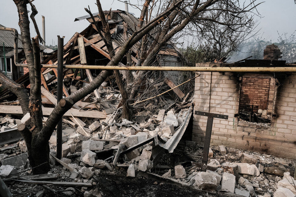 Una casa destruida en el pueblo de Bilogorivka, en Lugansk.