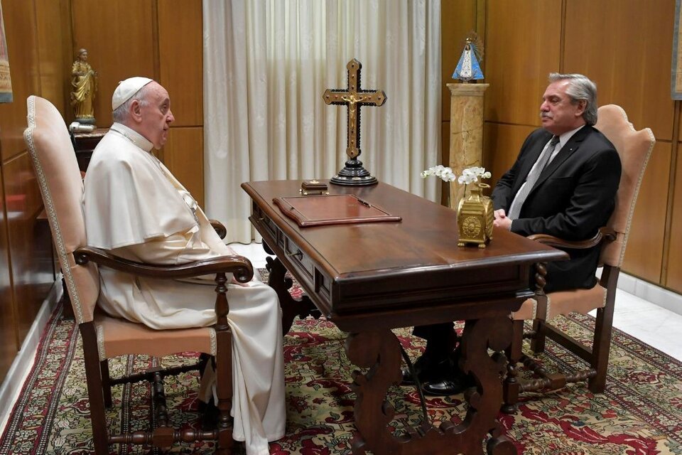 El 13 de mayo de 2021, Francisco recibió al presidente Alberto Fernández en el Vaticano. (Foto: Presidencia).
