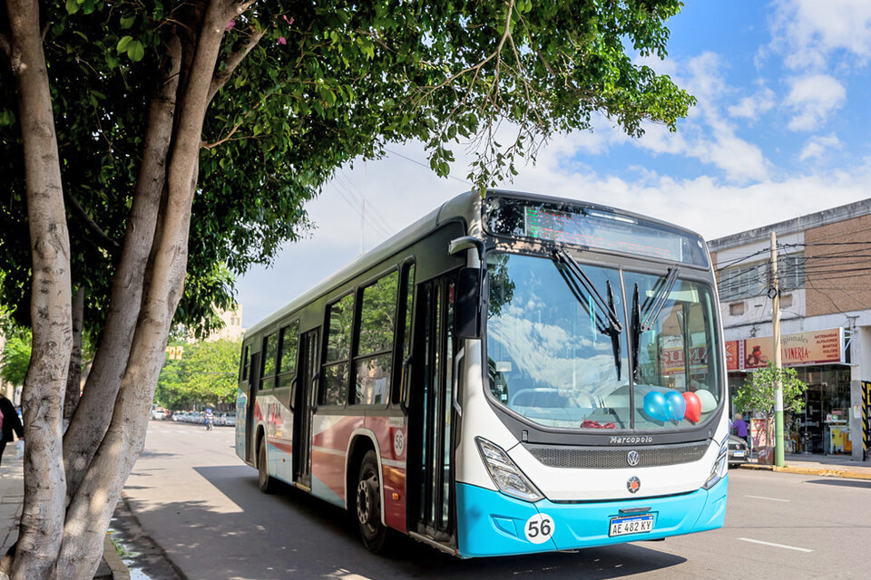 Rioja Bus es la empresa estatal riojana de transporte urbano.