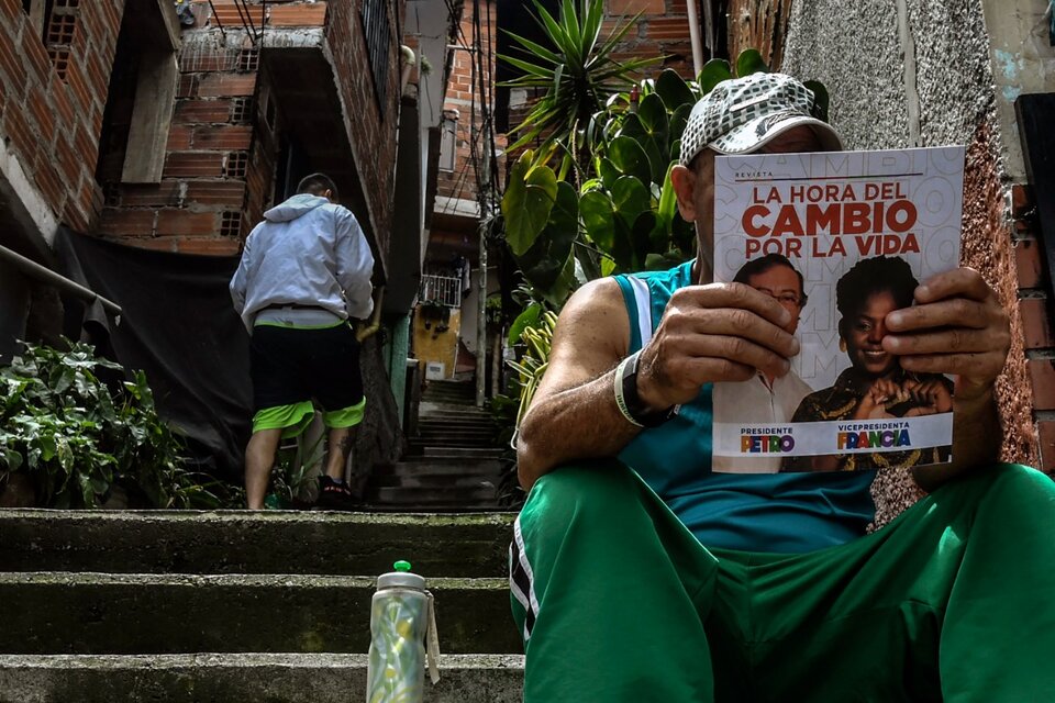 Propaganda electoral de Petro en Medellín, Colombia. (Fuente: AFP)