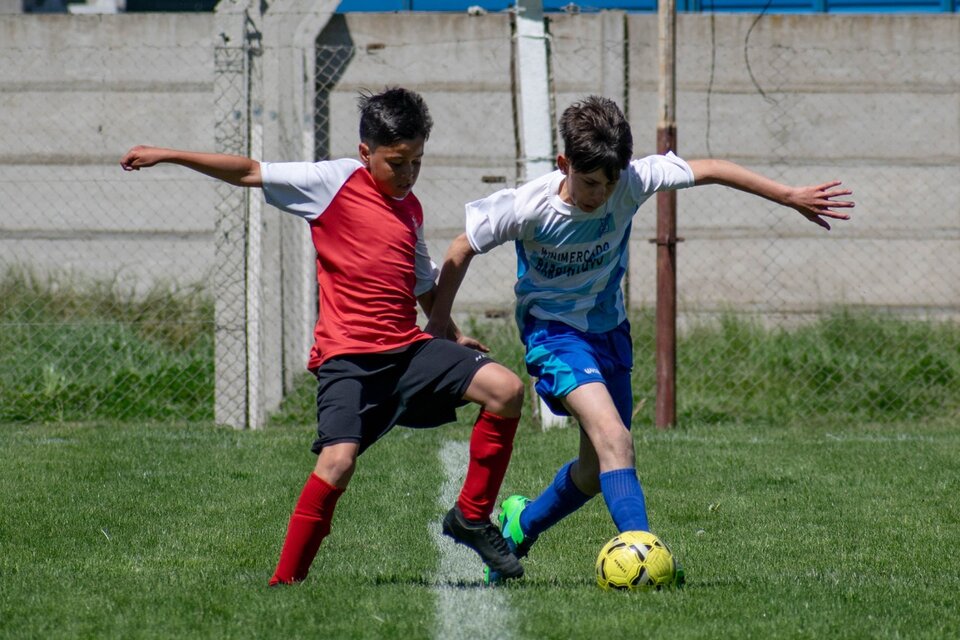 El fútbol infantil, muchas veces, se convierte en una trituradora para los chicos