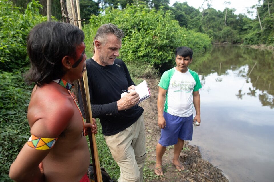 Dom Phillips y Bruno Pereira  fueron vistos por última vez el domingo pasado por la mañana, en la comunidad Sao Gabriel, no muy lejos de su destino, Atalaia do Norte. Imagen: AFP.