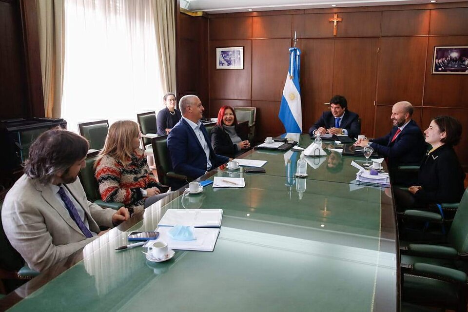 “Fue una buena reunión”, dijo Horacio Pietragalla Corti después del encuentro con el Presidente de la Casación, Alejandro Slokar, y sus dos vicepresidentes, Ana Figueroa y Mariano Borinsky.