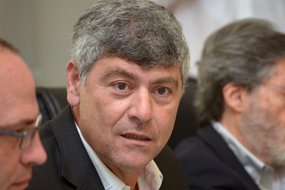 "El perfil de deuda que está dejando Alberto es peor que el perfil de deuda de Macri”, dijo Buryaile. (Fuente: NA)