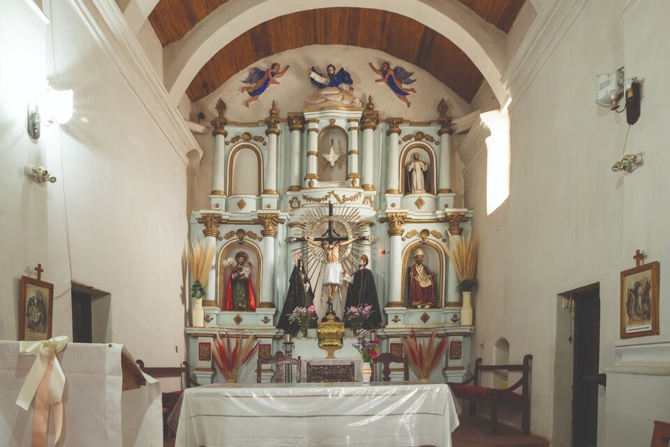El altar de la Iglesia de San José, Cachi, Salta.  (Fuente: Rocío López de San Martín Zapata)