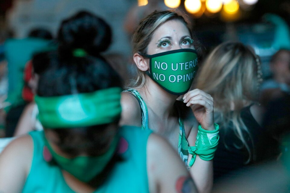 Aborto: La Campaña Nacional convoca a un "pañuelazo verde" frente a la embajada de EE.UU. (Fuente: Leandro Teysseire)