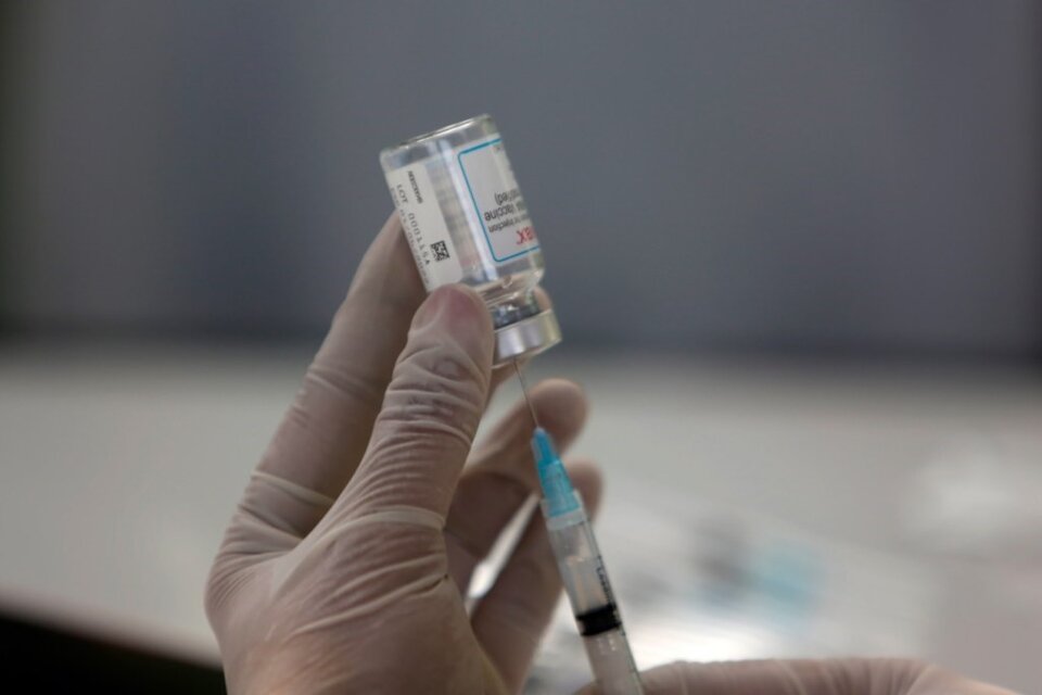 El gobierno estadounidense recomienda la vacunación para todas las personas con exposición conocida a la viruela, hayan sido o no rastreadas por las autoridades.  Foto: EFE.