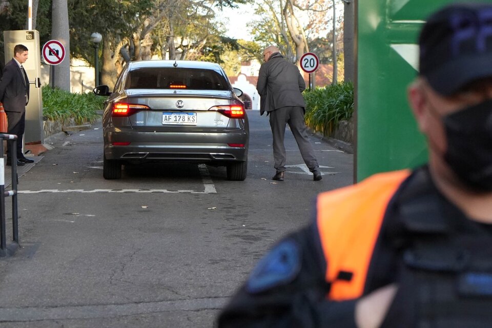 A las 11 de la mañana ingresó a la Quinta de Olivos Massa, para reunirse con el Presidente.