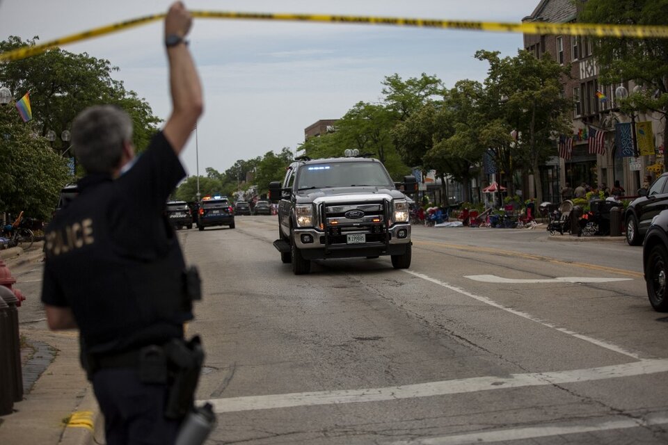 Seis muertos y 24 heridos en un tiroteo en el desfile por el Día de la Independencia cerca de Chicago. Foto: AFP