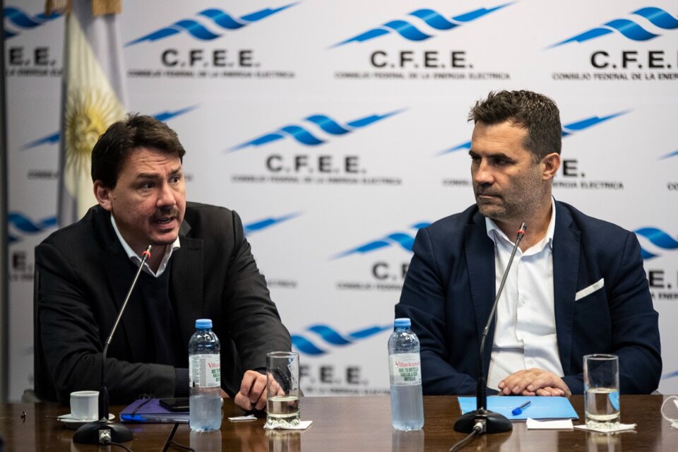 Martínez, secretario del área, y Basualdo, al frente de Energía Eléctrica, confirmados en su cargo (Fuente: Télam)