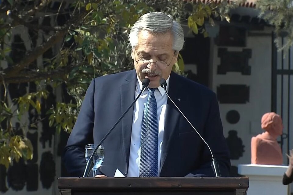 El presidente Alberto Fernández encabezó el acto oficial en el Día de la Declaración de la Independencia. Imagen: Captura de video.