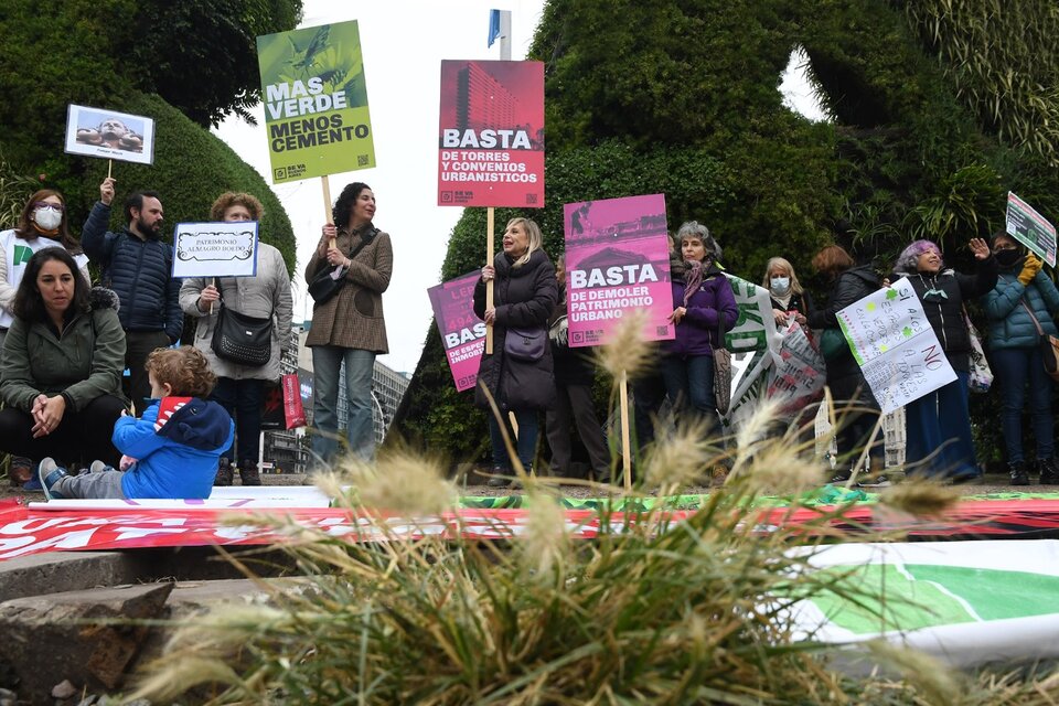 Por más espacios verdes y menos torres en CABA   (Fuente: Télam)