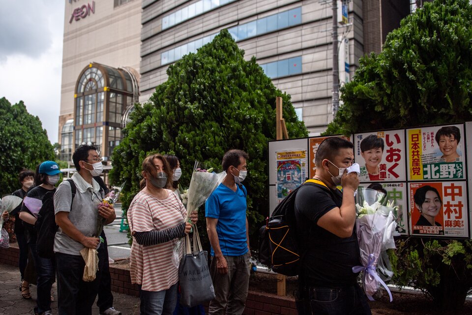 Los ciudadanos japoneses se vuelcan a las urnas luego del asesinato del exprimer ministro Shinzo Abe (Foto: AFP).