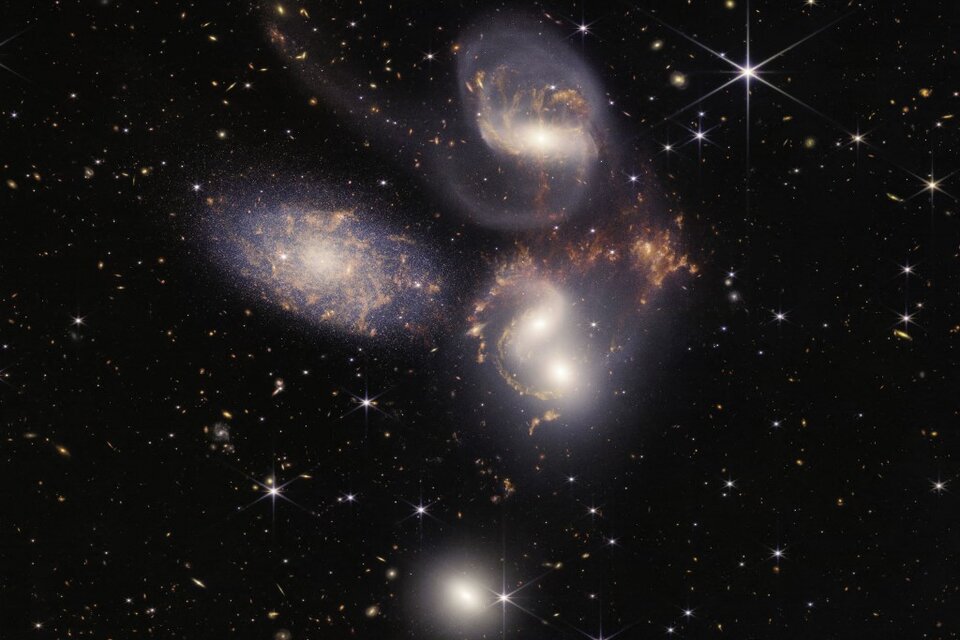 La imagen de la Nebulosa del Anillo Sur, una nube de gas en expansión que rodea a una estrella moribunda. (Fuente: AFP)