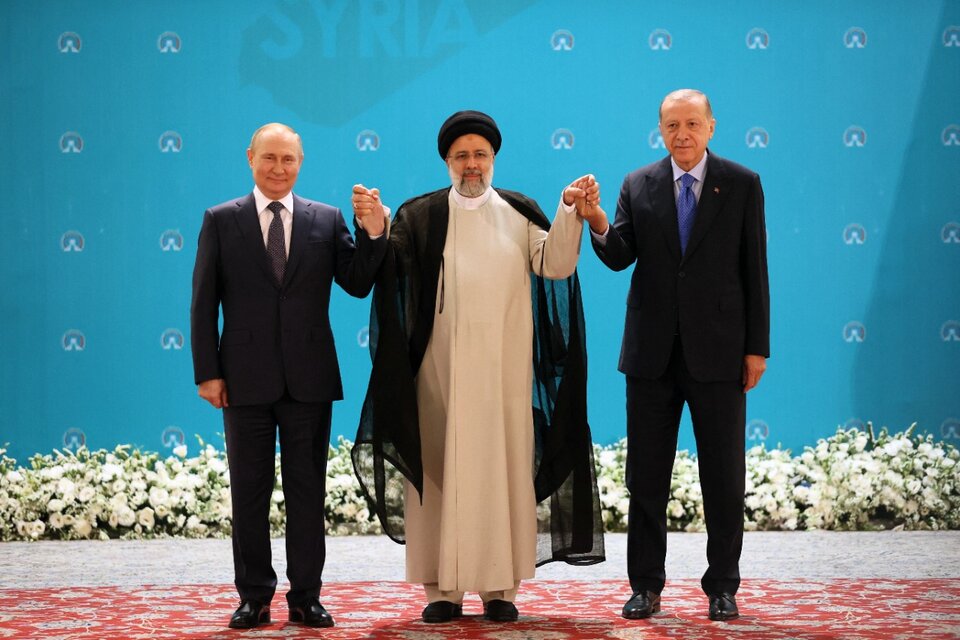 Putin, Raisi  Erdogan en Teherán. (Fuente: AFP)