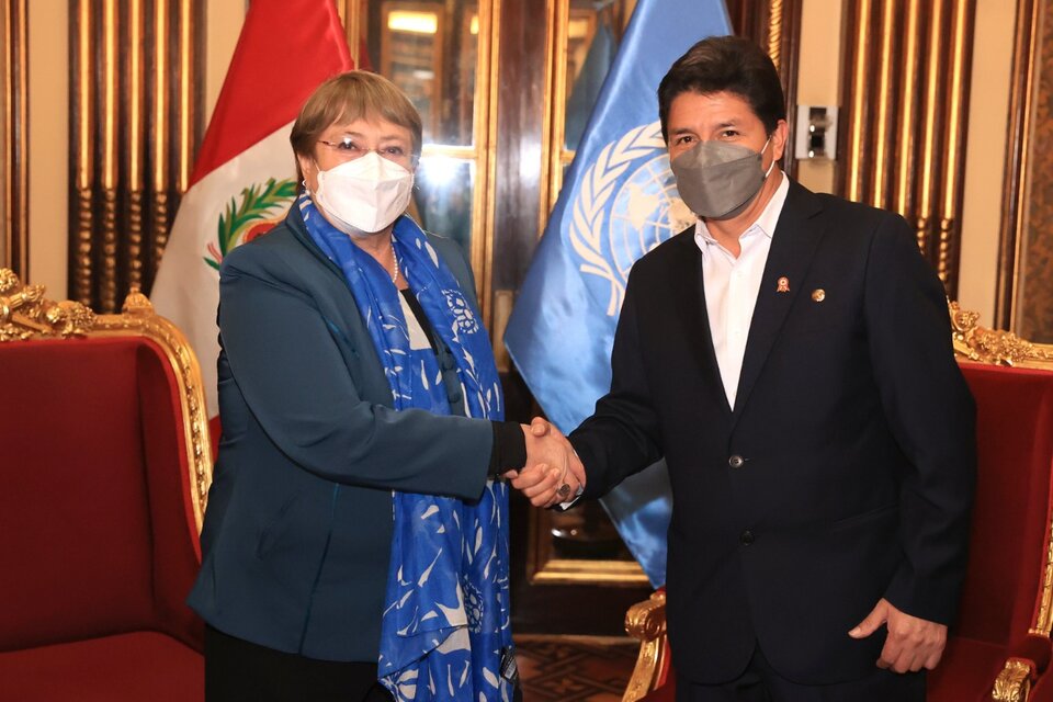 Alta comisionada de las Naciones Unidas, Michelle Bachelet y el presidente de Perú, Pedro Castillo. Fuente: Twitter de Presidencia de Perú.