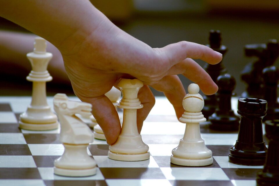 El ajedrez contribuye a reducir las ansiedades y mejorar la salud mental. Imagen: Pixabay.