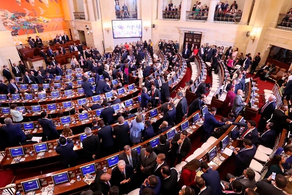 En el nuevo Congreso Petro contará con una estrecha mayoría en ambas cámaras (Fuente: EFE)