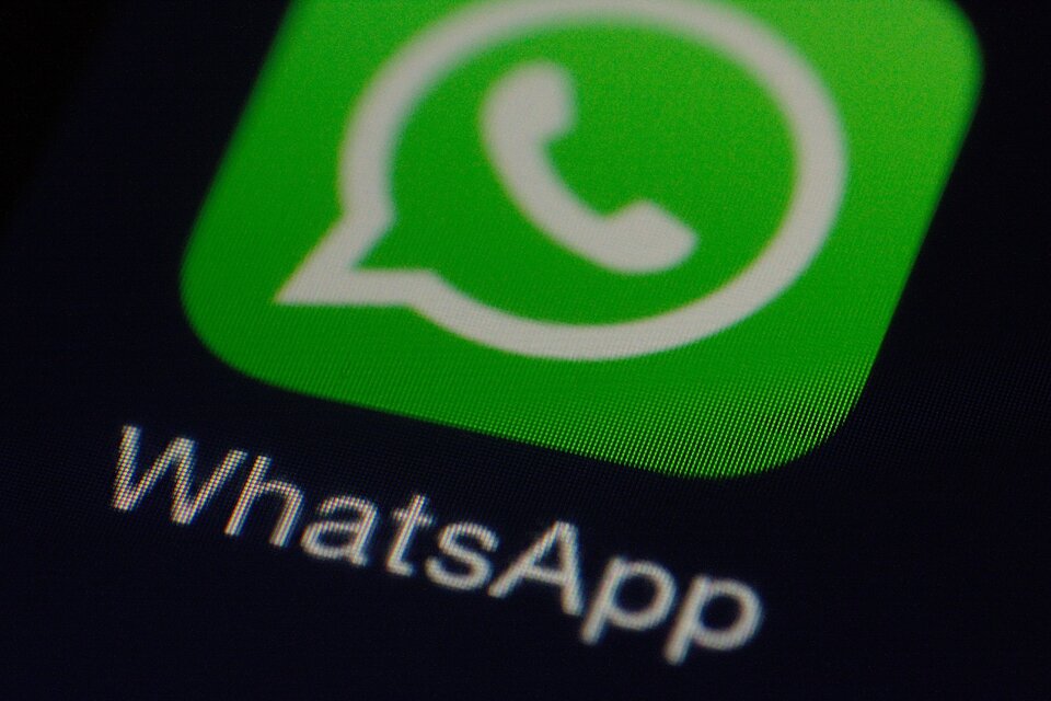 Frente al aumento de estafas de dinero por WhatsApp, especialistas en ciberdelincuencia brindaron una serie de consejos. (Pexels)