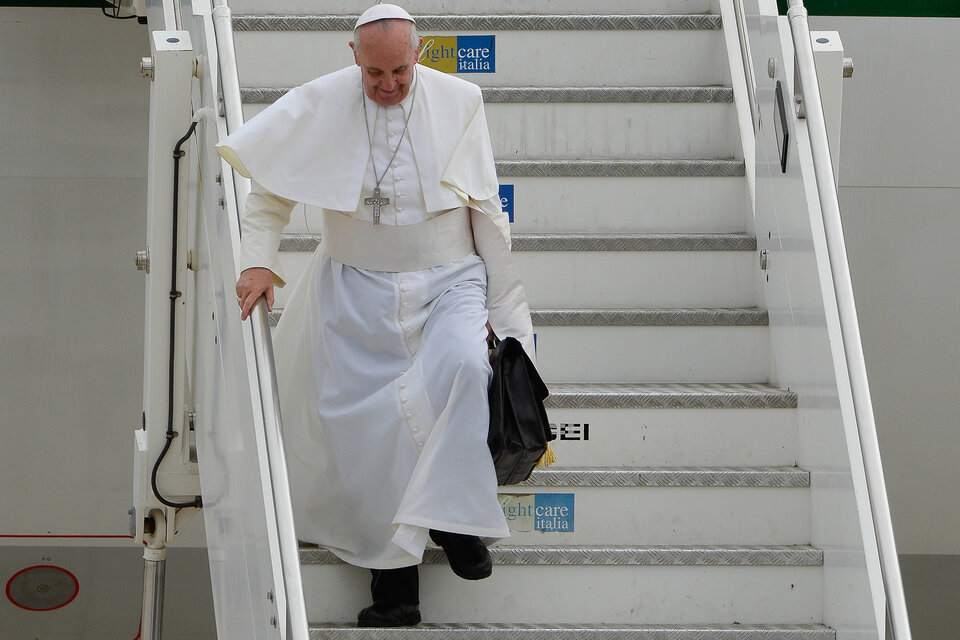 El papa Francisco viaja a Canadá a pedir perdón por los abusos a pueblos indígenas (Fuente: AFP)