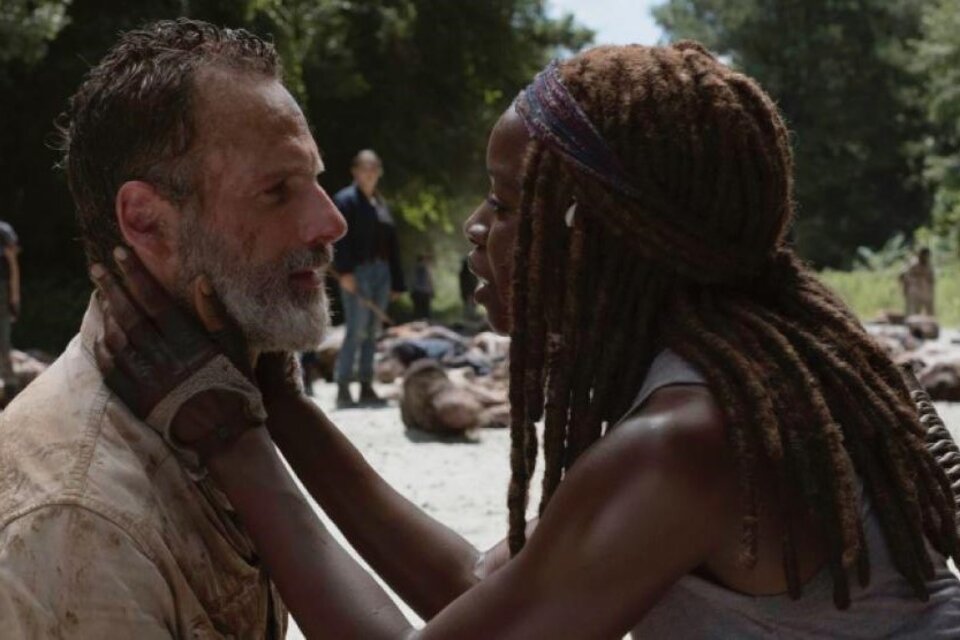 Andrew Lincoln y Danai Gurira, en "The Walking Dead".