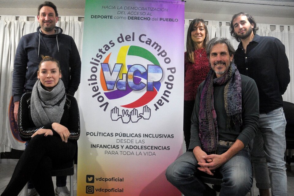 Se lanzó la organización política Voleibolistas del Campo Popular (Fuente: Alejandro Leiva)