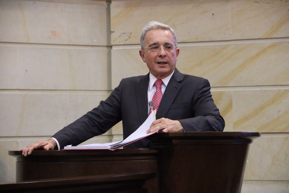 El expresidente Álvaro Uribe en Sesión Plenaria del Senado / Centro Democrático