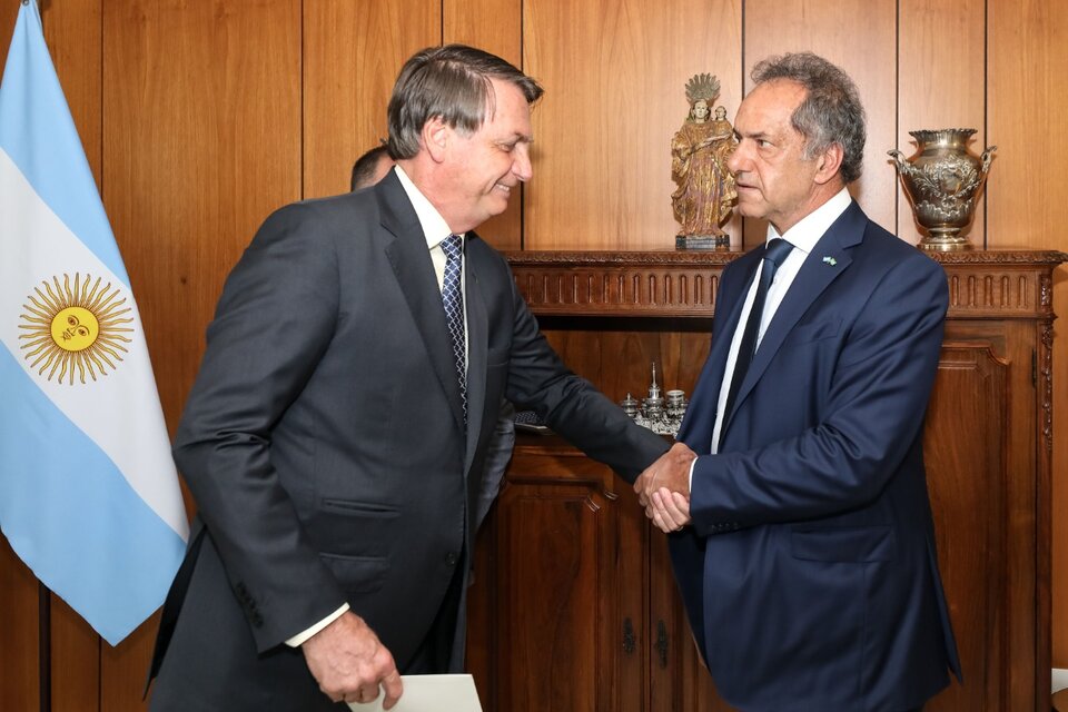 El embajador Daniel Scioli junto al presidente de Brasil. (Fuente: NA)