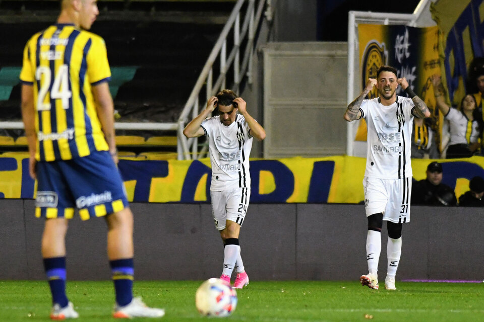 González Metilli metió un gol espectacular para el 1 a 0 (Fuente: Fotobaires)