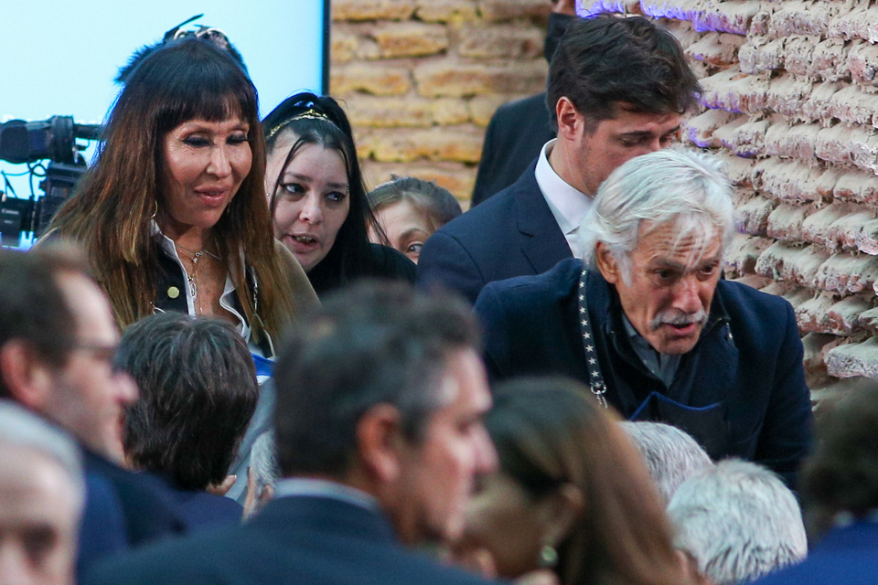 "A sacar mentes anquilosadas. Para adelante", le deseó la diva al flamante ministro Massa. Foto: NA.