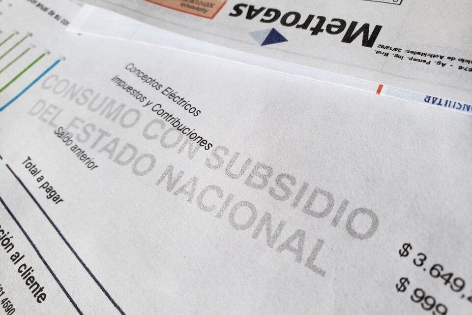 Para cumplir con la meta fiscal acordada con el FMI, el Gobierno busca reducir subsidios. (Fuente: Leandro Teysseire)