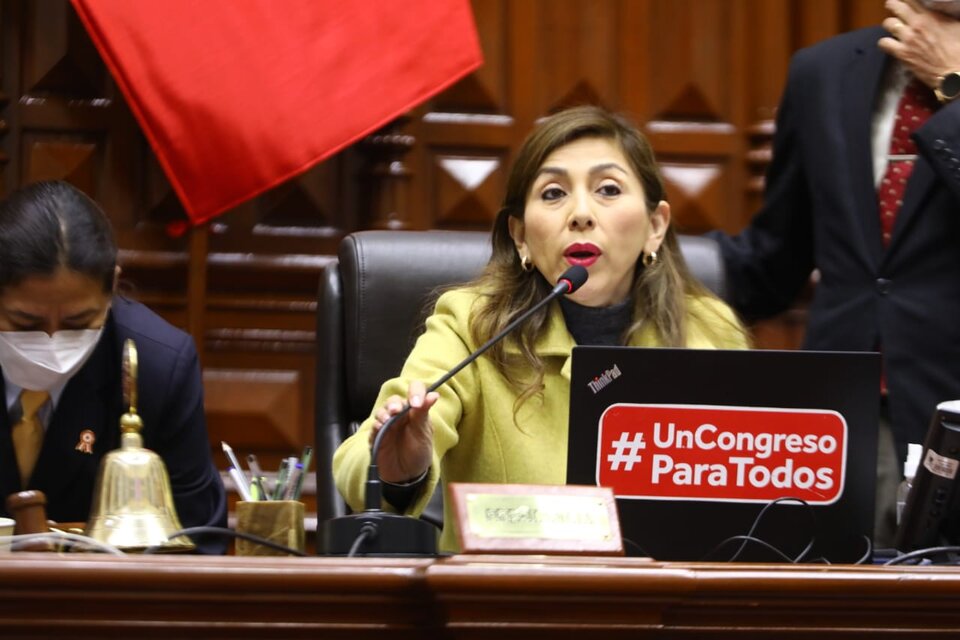 Presidenta del Congreso de Perú, Lady Camone / Twitter del Congreso de Perú