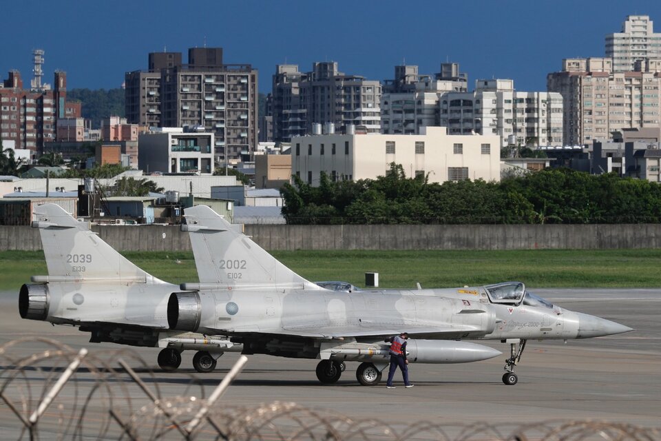 Aviones de combate de Taiwán en una pista de Taipei. (Fuente: AFP)