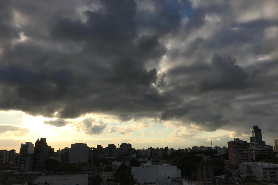 Este domingo el cielo permanecerá mayormente nublado. Imagen: Sandra Cartasso