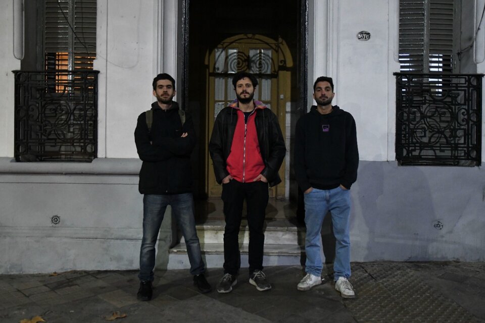 Francisco Segovia, Gonzalo Elizondo y Pablo Vio, iniciadores de la denuncia. (Fuente: Télam)